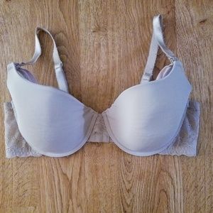 Motherhood intimates  40 C nursing bra